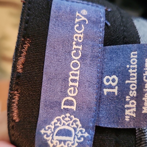 NWT!! Democracy "ab solution" jegging - Picture 7 of 8